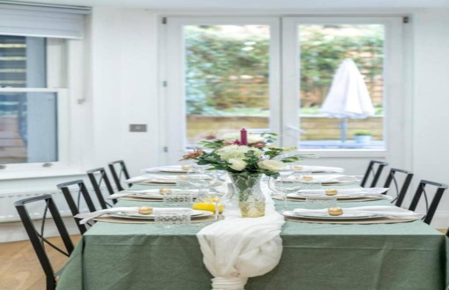Niru Experience Luxury Boutique Garden 2Bd 2Ba Appartement Londen Buitenkant foto