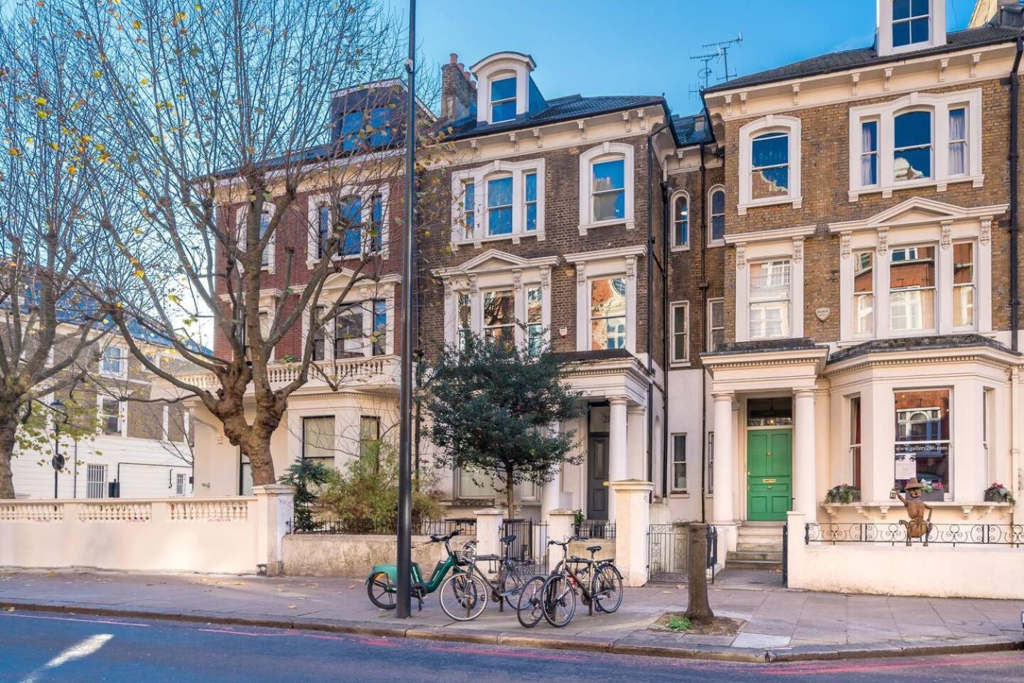 Niru Experience Luxury Boutique Garden 2Bd 2Ba Appartement Londen Buitenkant foto